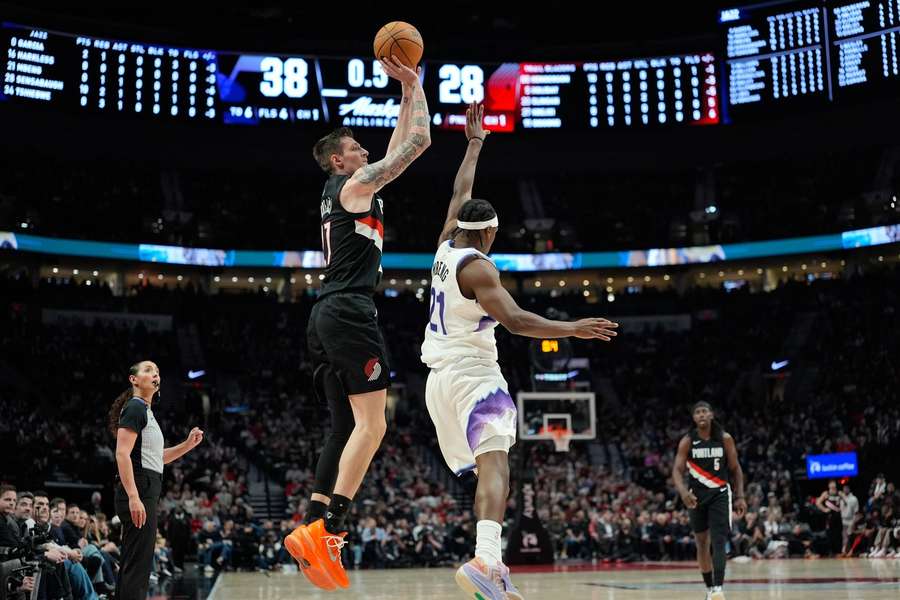 Krejčí tentokrát hlavně na koše nahrával.