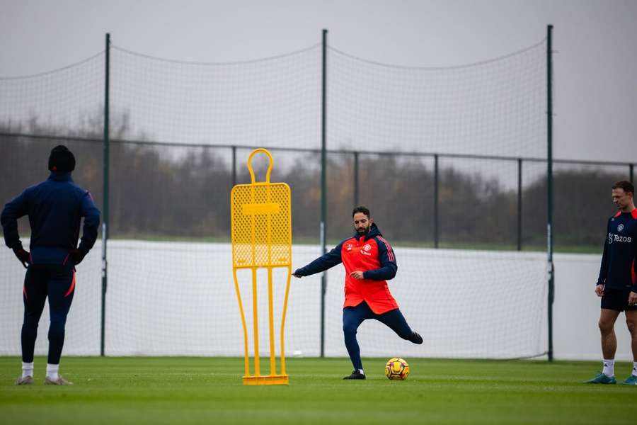 Ruben Amorim orientou primeiro treino no United