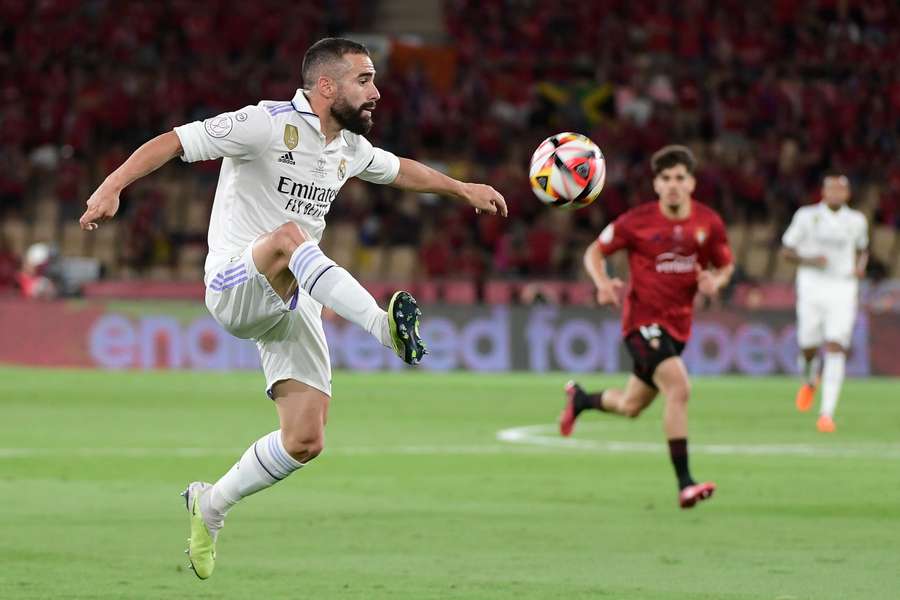 Carvajal controla un balón ante el Osasuna Carvajal controla un balón ante el Osasuna