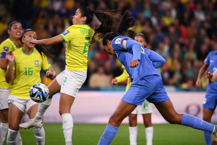 Brasil vai buscar classificação na última rodada