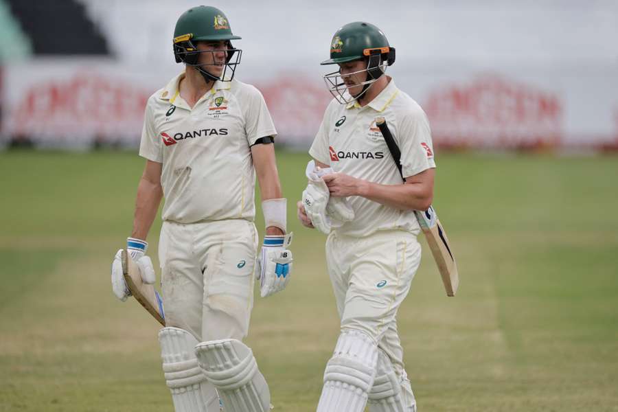 Cummins, Renshaw rescued Australia from a perilous situation