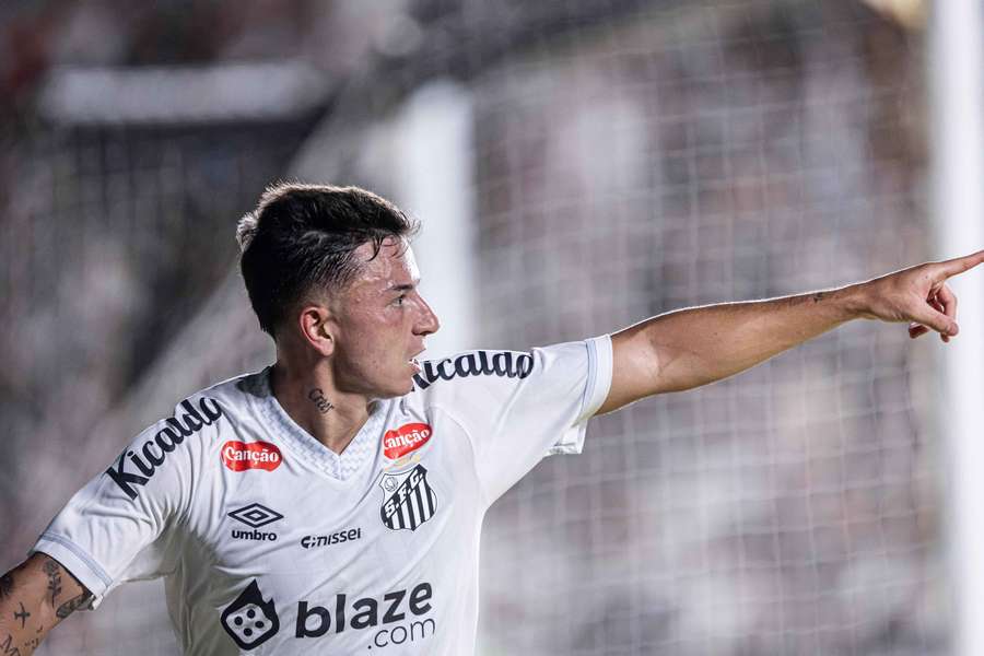 Santos ainda não venceu no Brasileirão