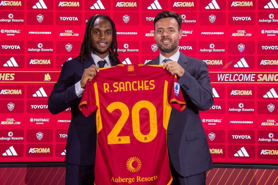 Renato Sanches apresentado na Roma