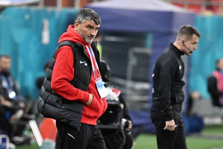 Adrian Mihalcea Adrian Mihalcea