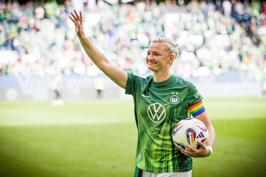 Mit Alexandra Popp hat die Bundesliga eines ihrer prägenden Gesichter verloren. Mit Alexandra Popp hat die Bundesliga eines ihrer prägenden Gesichter verloren.