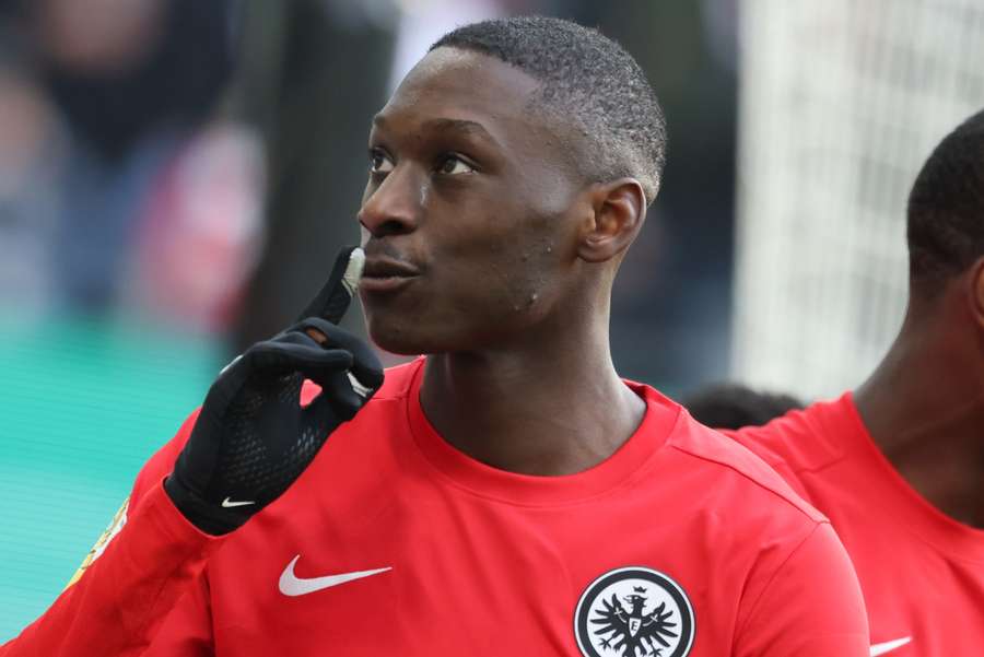 Randal Kolo Muani uit Frankfurt is topscorer in de DFB Pokal met zes doelpunten