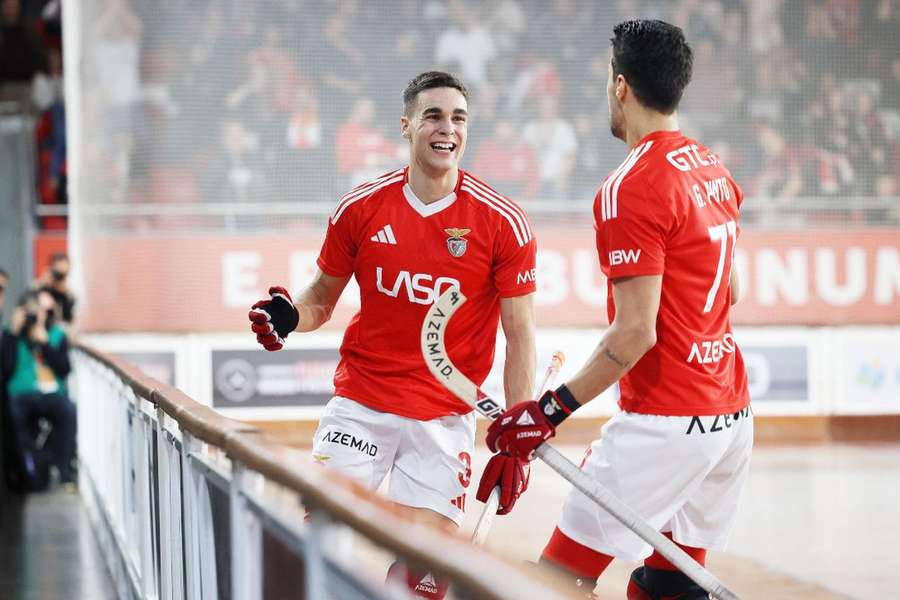 Zé Miranda e Gonçalo Pinto festejam vitória do Benfica