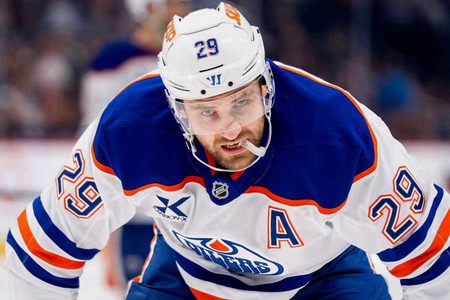 Leon Draisaitl ist der deutsche Starspieler bei Olympia 2026. Leon Draisaitl ist der deutsche Starspieler bei Olympia 2026.