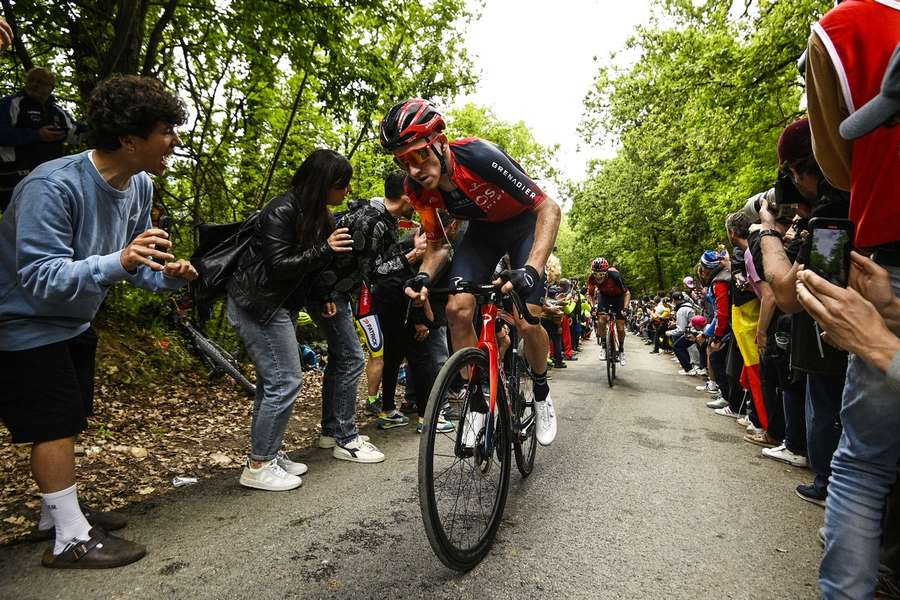 Tao Geoghegan Hart har før vundet Giro d'Italia og kom til årets udgave i storform, men onsdag styrtede briten ud af løbet.