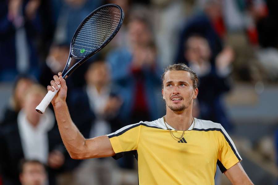 Zverev postúpil do semifinále French Open štvrtý rok po sebe.