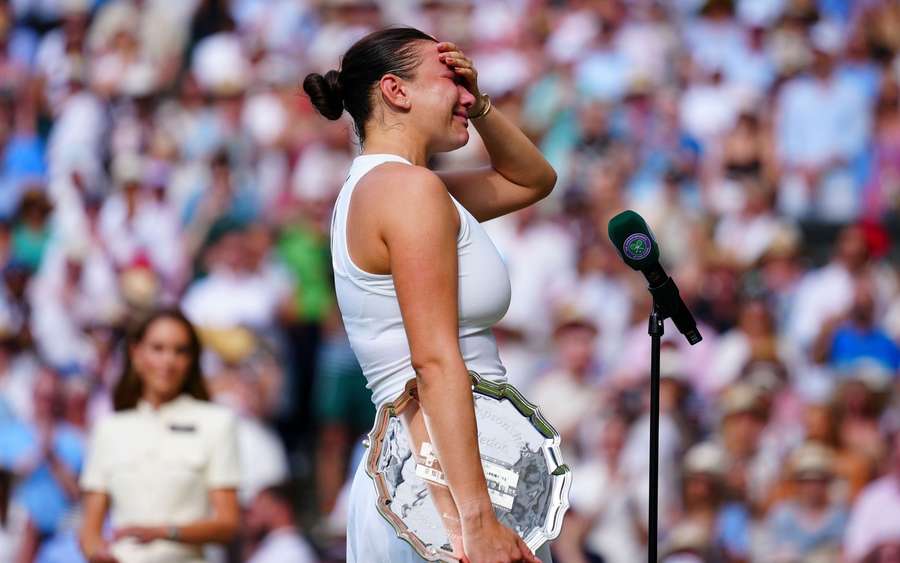 Zklamaná Amanda Anisimovová po wimbledonském finále.