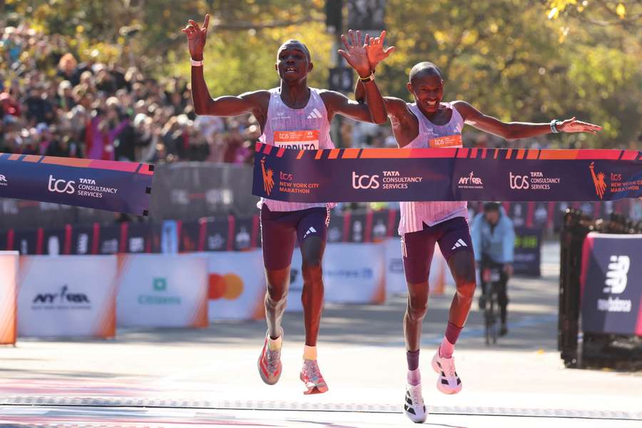 Mutiso quase alcançou Kipruto nos últimos metros