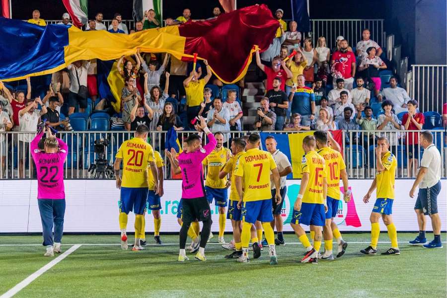 România luptă pentru calificarea în finala Campionatului Mondial de minifotbal