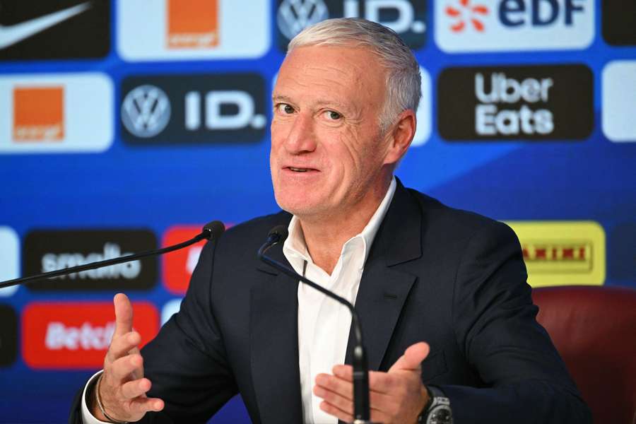 Didier Deschamps na conferência de imprensa.