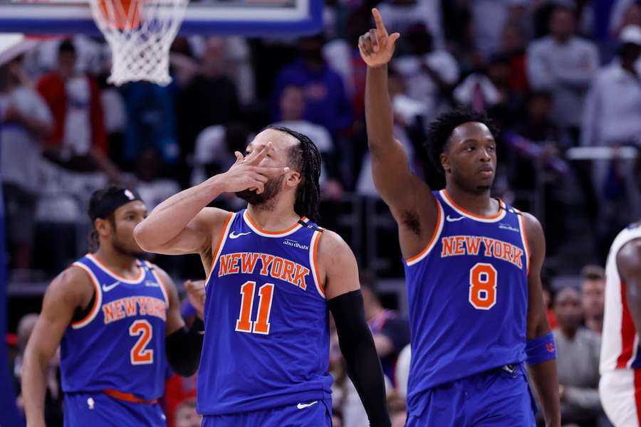 Knicks postoupili do druhého kola play off. Knicks postoupili do druhého kola play off.