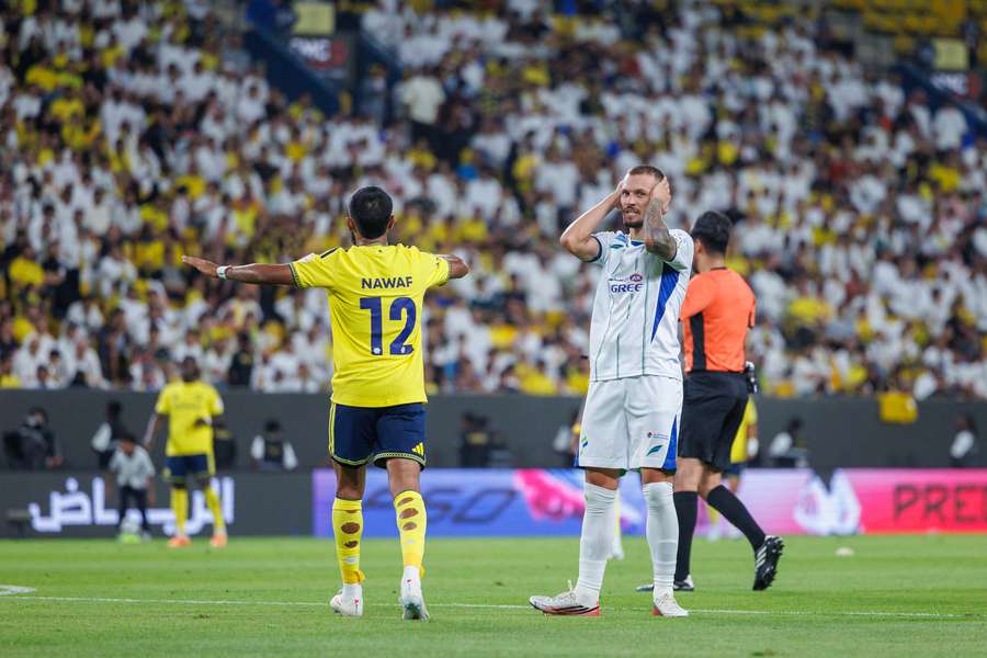 Lukáš Haraslín v dresu Al Fatehu v zápase proti Al Nassru. Lukáš Haraslín v dresu Al Fatehu v zápase proti Al Nassru.