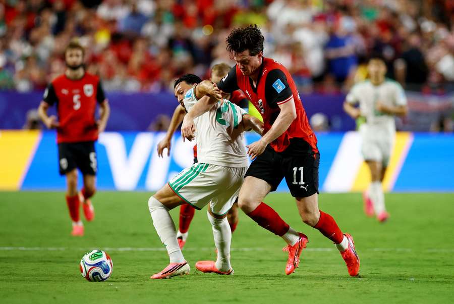 Austria and Algeria in action.