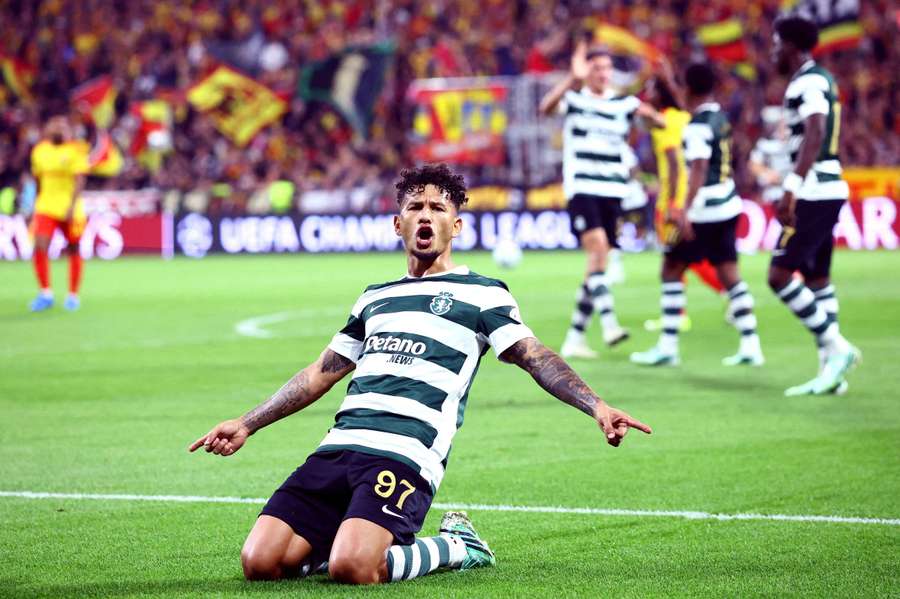 Sporting vyhrál v Lens 2:0. Sporting vyhrál v Lens 2:0.