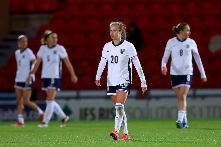 Sarah Brasero na equipa sub-23 da seleção inglesa