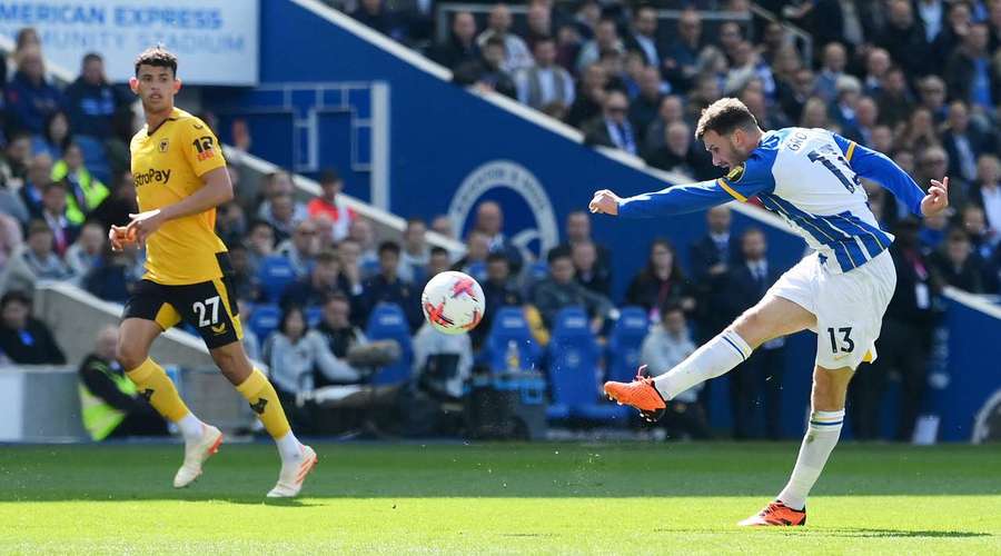 Brighton's Pascal Gross collects the ball and unleashes a terrific shot from the edge of the box to make it 3-0