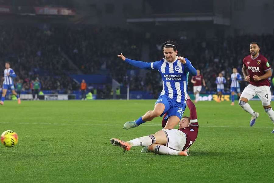 Brighton resgatou empate nos descontos Brighton resgatou empate nos descontos