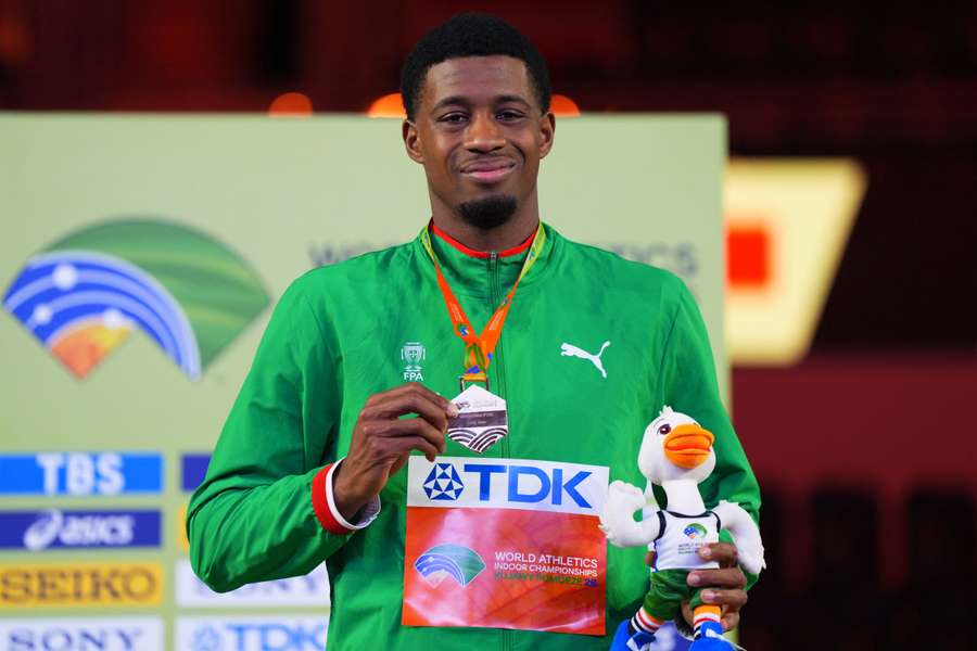 Gerson Baldé arrecadou medalha de ouro nos Mundiais de atletismo em pista curta