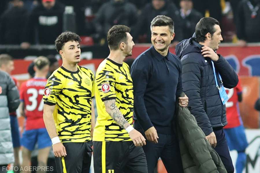 "Suntem obligați să câştigăm cu Petrolul", anunță Florin Bratu