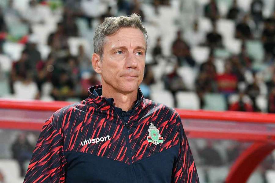 Liga dos Campeões africanos: Sundowns, de Miguel Cardoso, goleia, Alexandre Santos empata