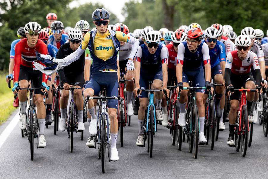 Budoucí hvězdy světové silniční cyklistiky se opět chystají do Česka
