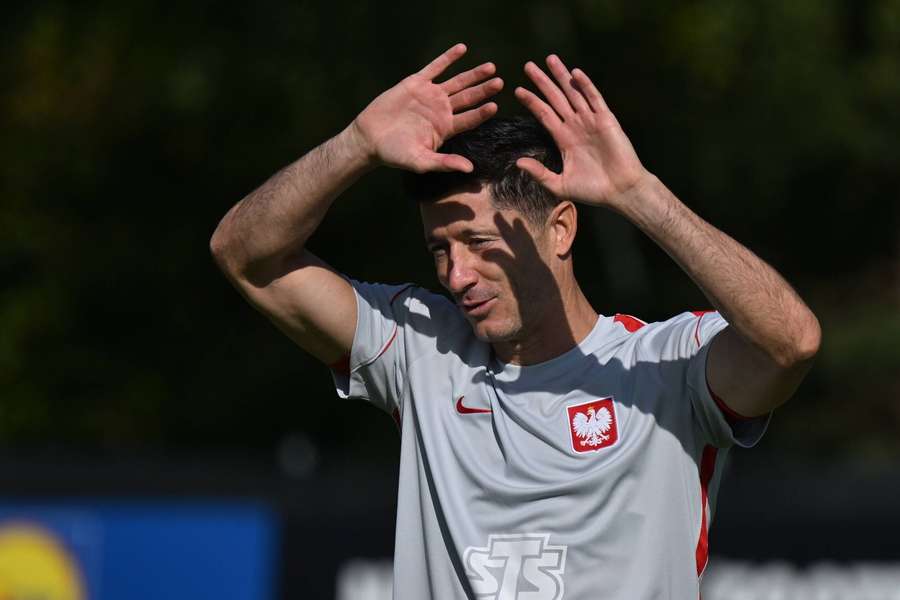 Robert Lewandowski, așteptat să înceapă ca titular împotriva României Robert Lewandowski, așteptat să înceapă ca titular împotriva României