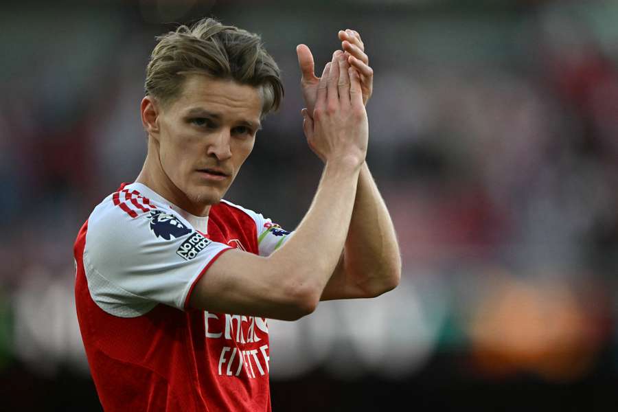 Arsenal quer disputar a final da Champions League pela segunda vez após 20 anos.