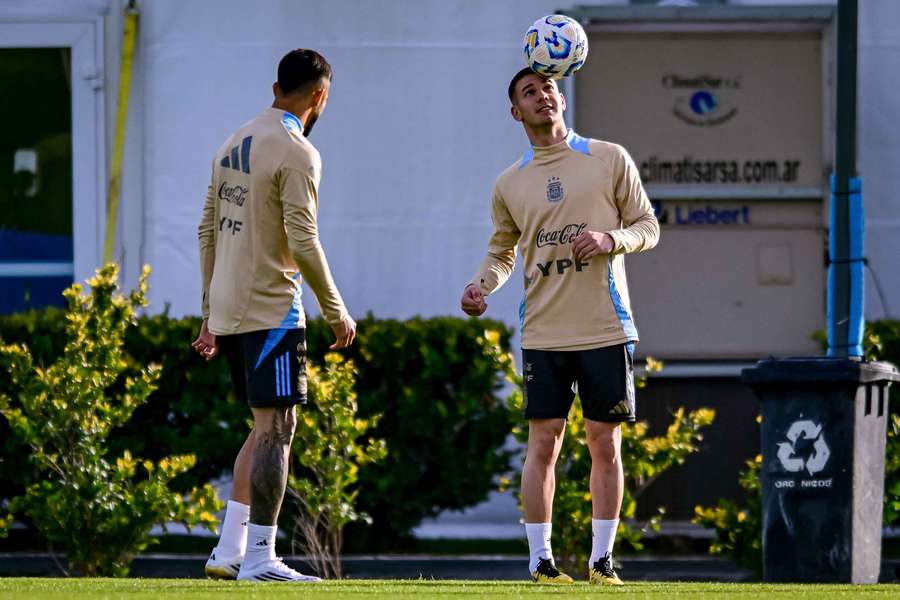 Messi y Mastantuono entrenan con Argentina 