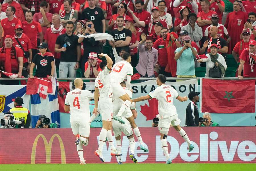 Marokko overraskende videre til VMs sidste 16 hold efter sejr over Canada