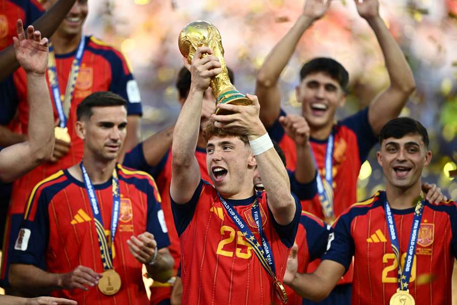 Munoz reveals when his Liverpool debut will be: I’m keen and I can’t wait to get started Munoz reveals when his Liverpool debut will be: I’m keen and I can’t wait to get started
