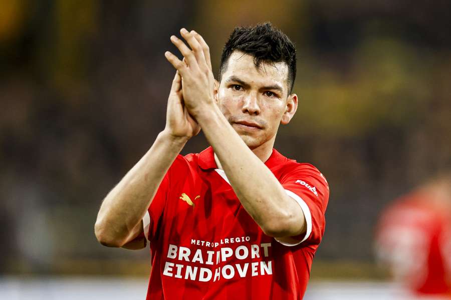 Hirving Lozano start in de basis