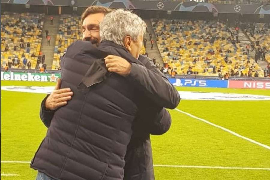Andrea Pirlo și Mircea Lucescu