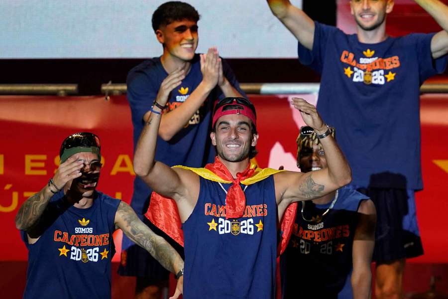 « On ne sait jamais » – Ferran Torres laisse la porte ouverte à un départ de Barcelone alors que le PSG s’intéresse à lui