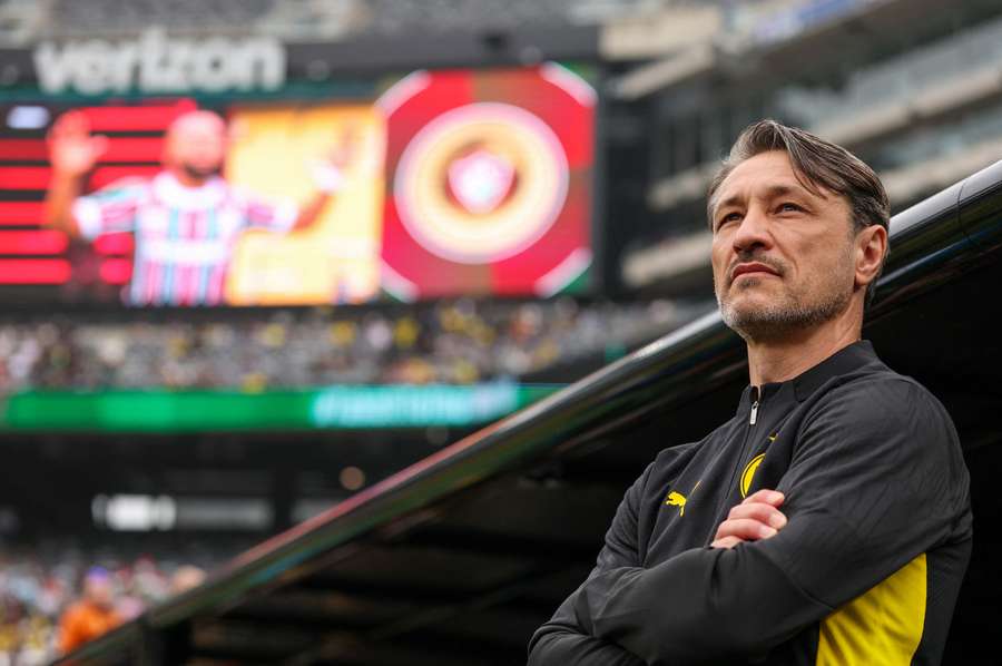Niko Kovac looks on during their Club World Cup opener against Fluminense on Tuesday