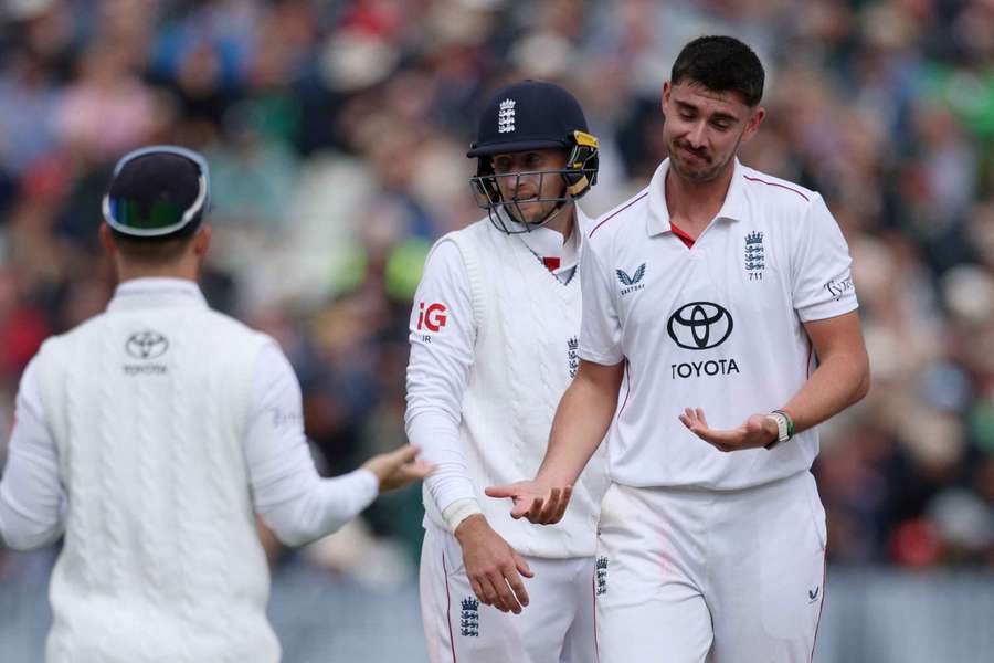 England's players celebrate against Pakistan