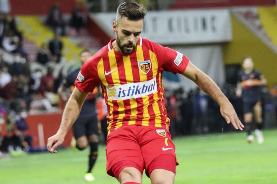 Miguel Cardoso, avançado do Kayserispor