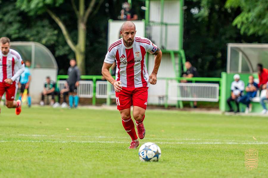Willwébera a spol. čaká derby. Willwébera a spol. čaká derby.