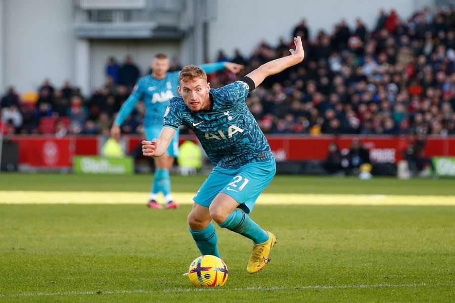 O atacante Kulusevski não joga pelo Tottenham desde o empate em 2 a 2 com o Brentford