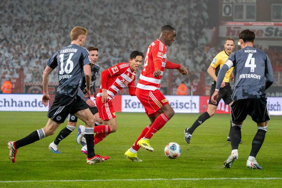 Union Berlín a Frankfurt si rozdělily body za remízu 1:1.
