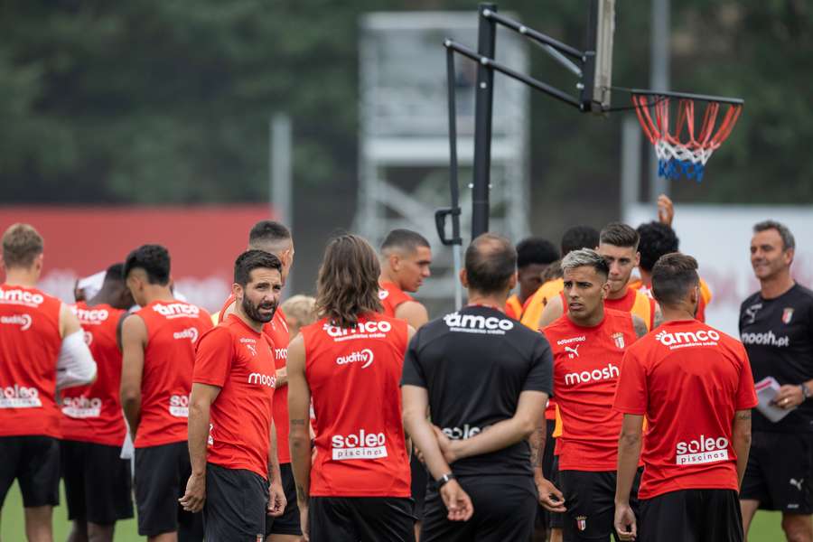 Atletas do SC Braga durante o treino