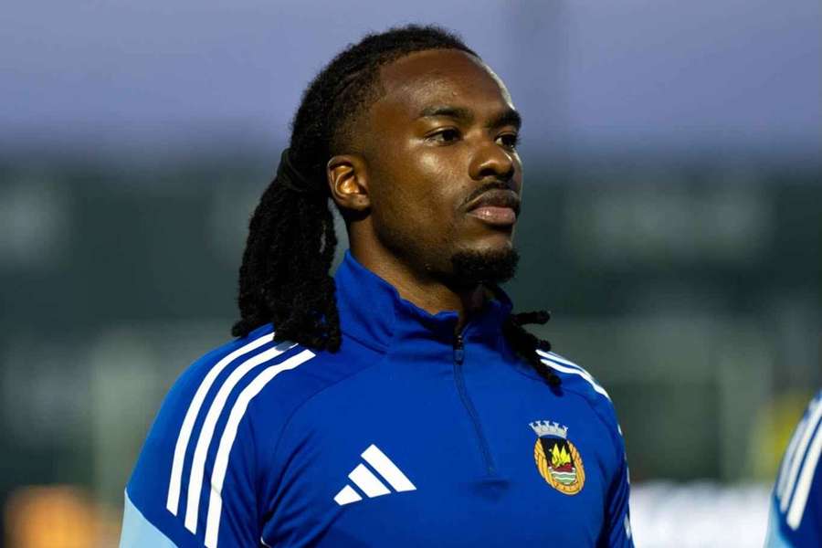 Omar Richards ao serviço do Rio Ave Omar Richards ao serviço do Rio Ave