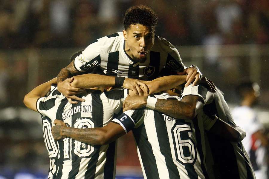 O Botafogo reagiu rápido ao pênalti perdido