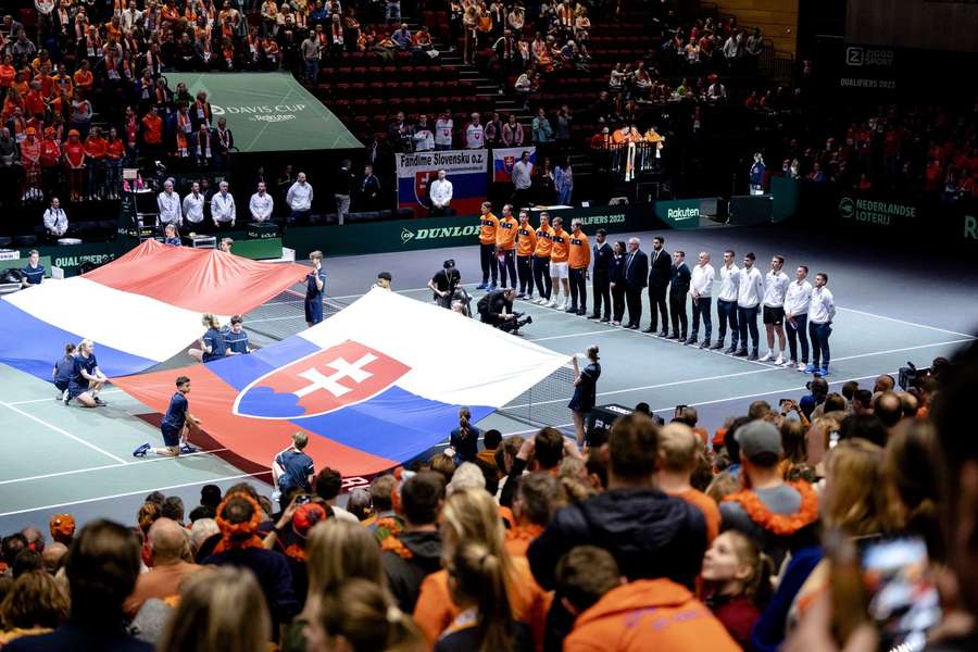 Live Daviscup: Nederlandse wereldtop in dubbelspel moet beslissende zege binnenslaan