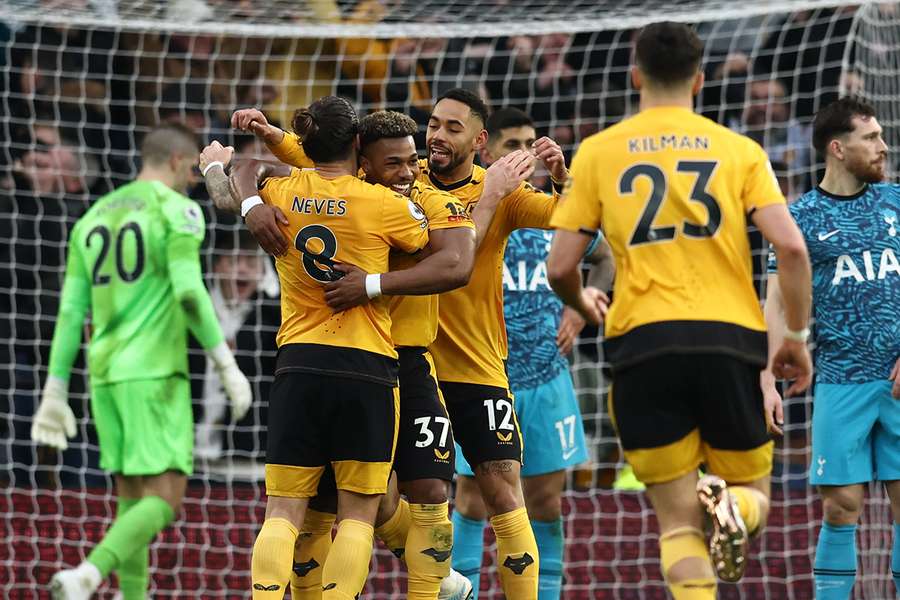 Traore celebrates his goal