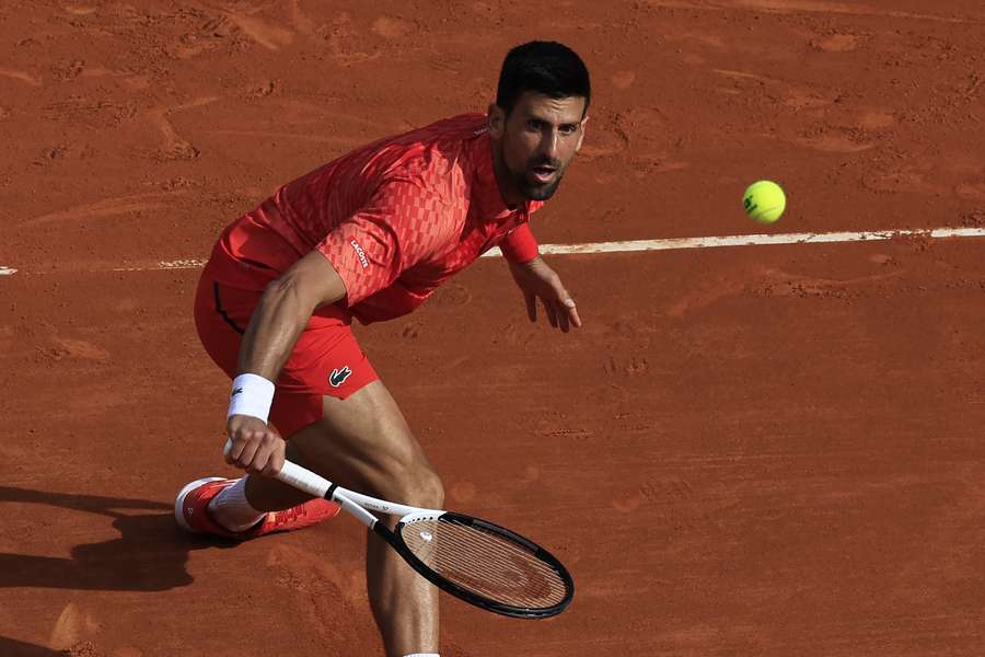 Djokovic l-a învins în două seturi pe rusul Ivan Gakhov
