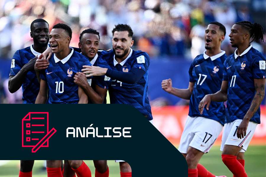 Mbappé bisou diante do Senegal Mbappé bisou diante do Senegal